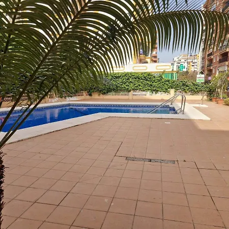 Huoneisto Acapulco With Pool