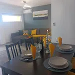 Acapulco With Pool Апартаменти Фуенхірола